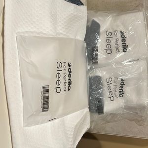 4- Derila pillow covers